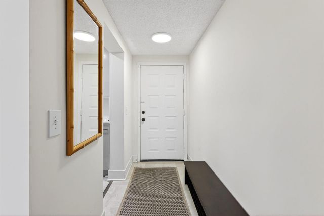 890 N Federal Highway 403, Lantana, FL 33462