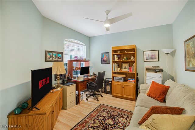 2220 Arielle DR 2006, Naples, FL 34109