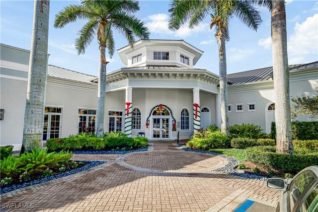 2220 Arielle DR 2006, Naples, FL 34109