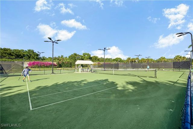 2220 Arielle DR 2006, Naples, FL 34109