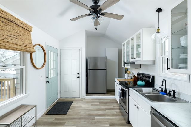 154 Pakachoag St, Auburn, MA 01501