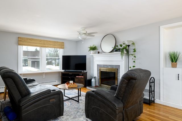 154 Pakachoag St, Auburn, MA 01501