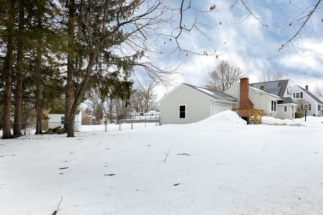 154 Pakachoag St, Auburn, MA 01501