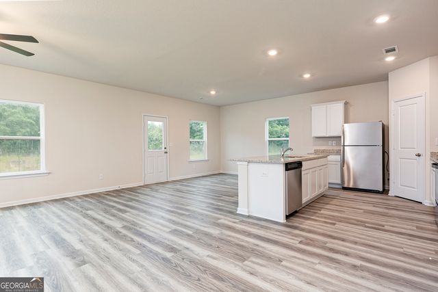 403 Sand Dune Way, Conyers, GA 30013