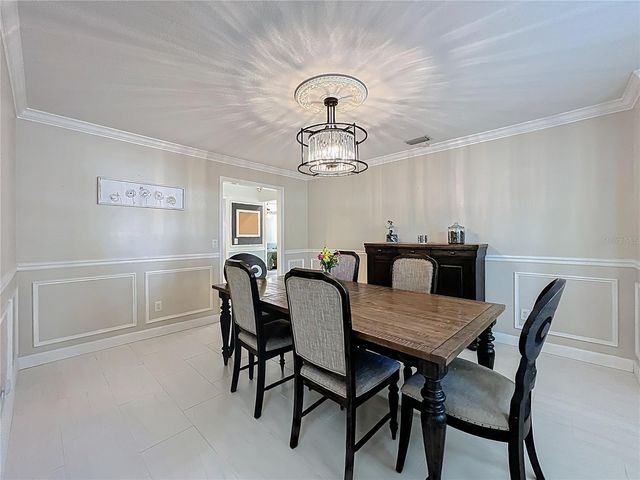 839 S DEERWOOD AVENUE, Orlando, FL 32825