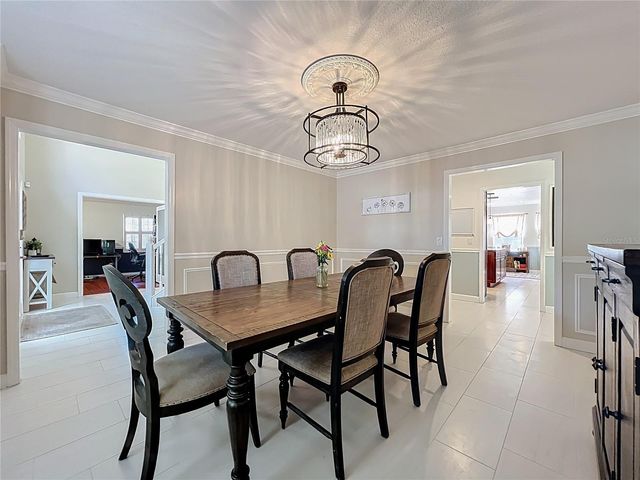 839 S DEERWOOD AVENUE, Orlando, FL 32825