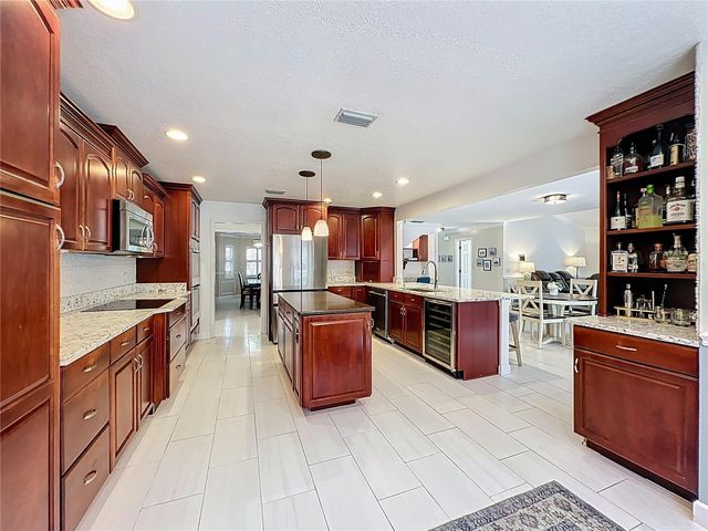 839 S DEERWOOD AVENUE, Orlando, FL 32825