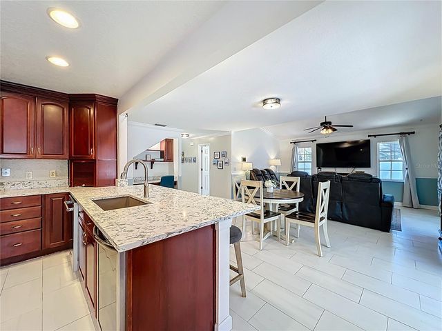 839 S DEERWOOD AVENUE, Orlando, FL 32825