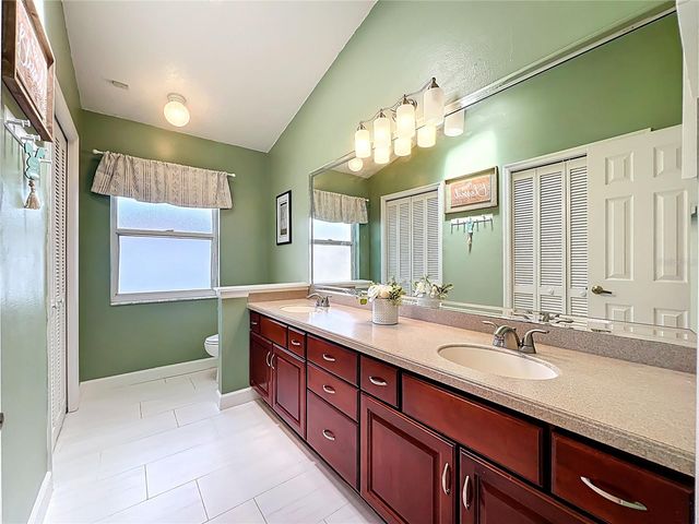 839 S DEERWOOD AVENUE, Orlando, FL 32825