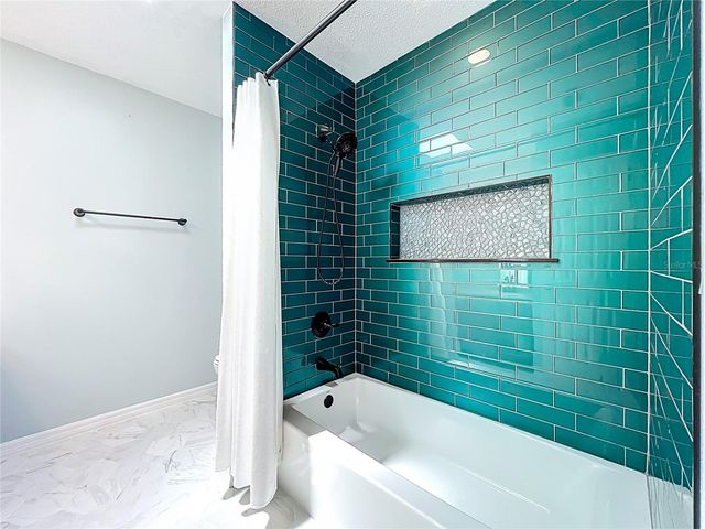 839 S DEERWOOD AVENUE, Orlando, FL 32825