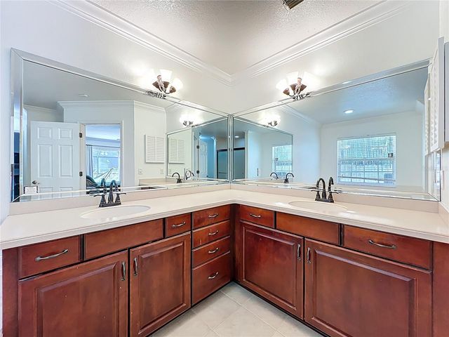 839 S DEERWOOD AVENUE, Orlando, FL 32825