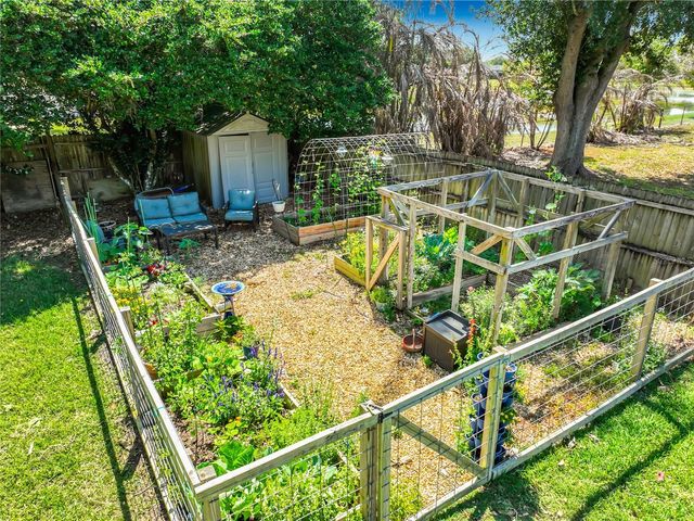 839 S DEERWOOD AVENUE, Orlando, FL 32825