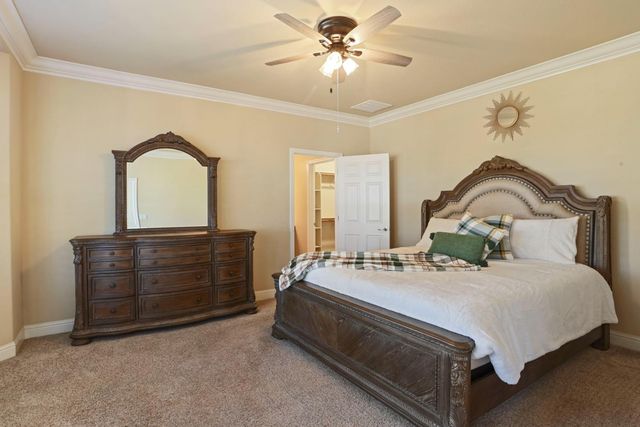 1995 Shady Oak St, Manteca, CA 95336