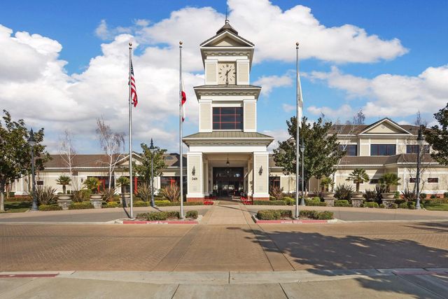 1995 Shady Oak St, Manteca, CA 95336