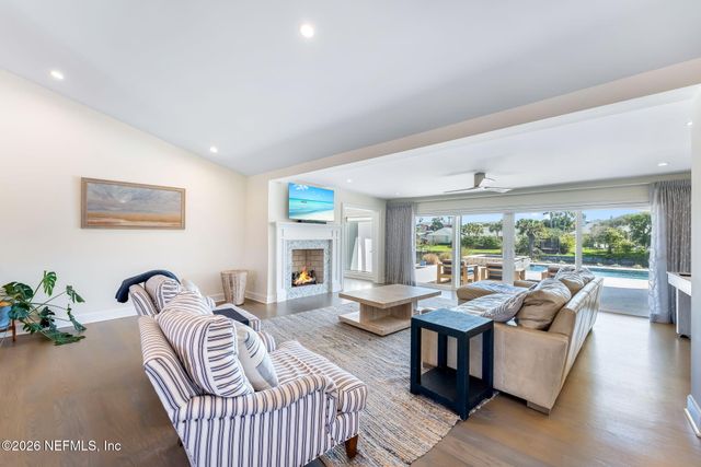 521 RUTILE Drive, Ponte Vedra Beach, FL 32082