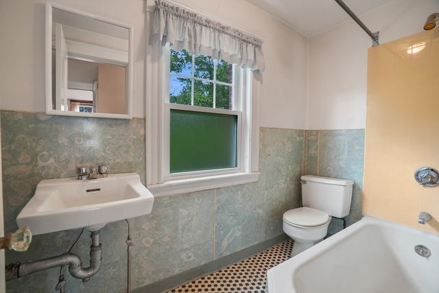 12 Bungalow Rd, Boston, MA 02132