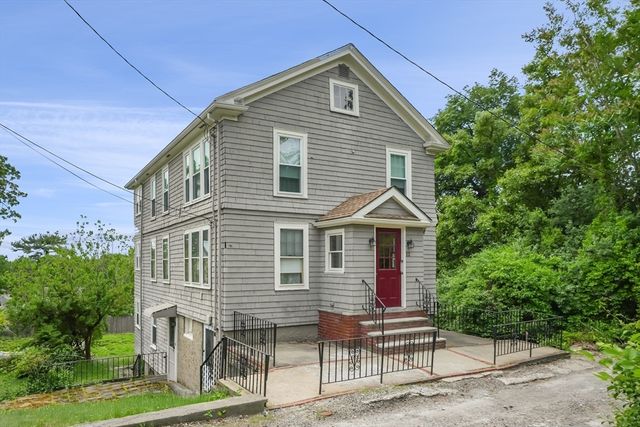 12 Bungalow Rd, Boston, MA 02132
