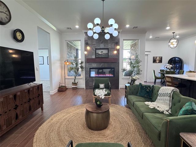 16100 Catalonia Place, Oklahoma City, OK 73170
