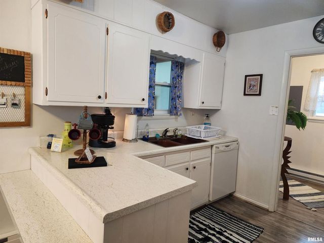 148 PEARL Street, Elizabethtown, IL 62931