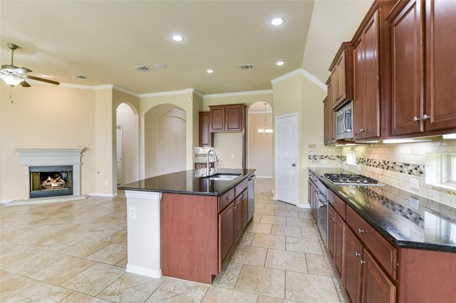 2709 Dillon Pond LN, Pflugerville, TX 78660