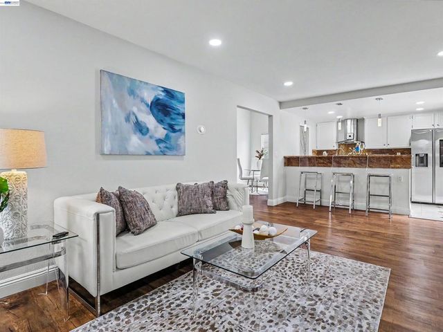 3689 Turner Ct, Fremont, CA 94536