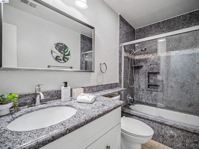 3689 Turner Ct, Fremont, CA 94536