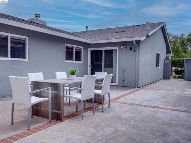 3689 Turner Ct, Fremont, CA 94536