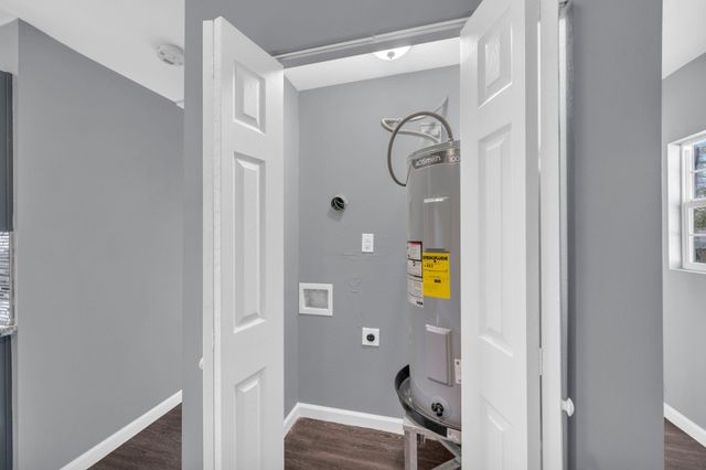 7919 Brays C, Houston, TX 77012