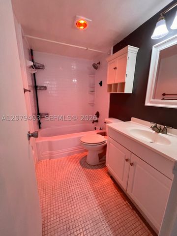 700 NW 214th St 411, Miami Gardens, FL 33169