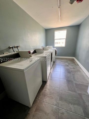 700 NW 214th St 411, Miami Gardens, FL 33169