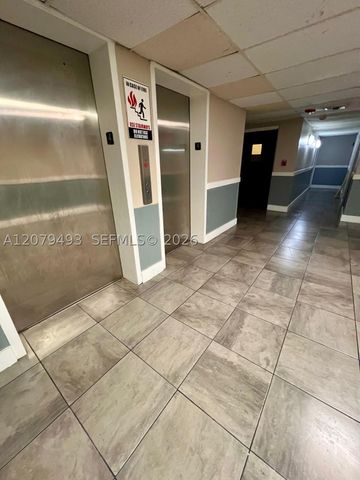 700 NW 214th St 411, Miami Gardens, FL 33169