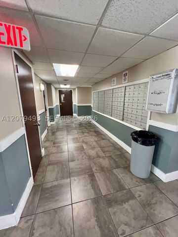 700 NW 214th St 411, Miami Gardens, FL 33169