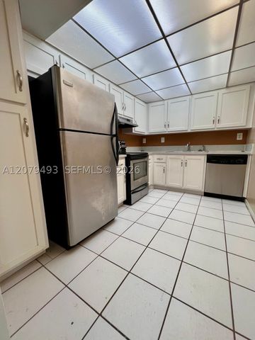 700 NW 214th St 411, Miami Gardens, FL 33169