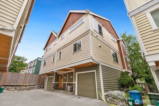 1137 26th Avenue, Seattle, WA 98122
