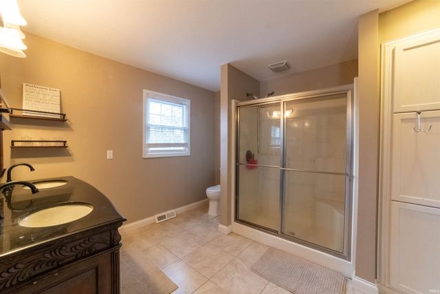 117 Springhaven Drive, Evansville, IN 47710