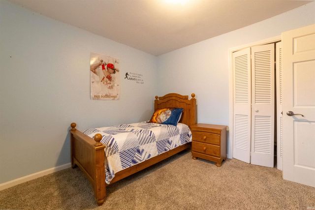 117 Springhaven Drive, Evansville, IN 47710