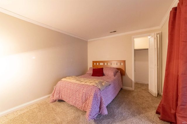 117 Springhaven Drive, Evansville, IN 47710