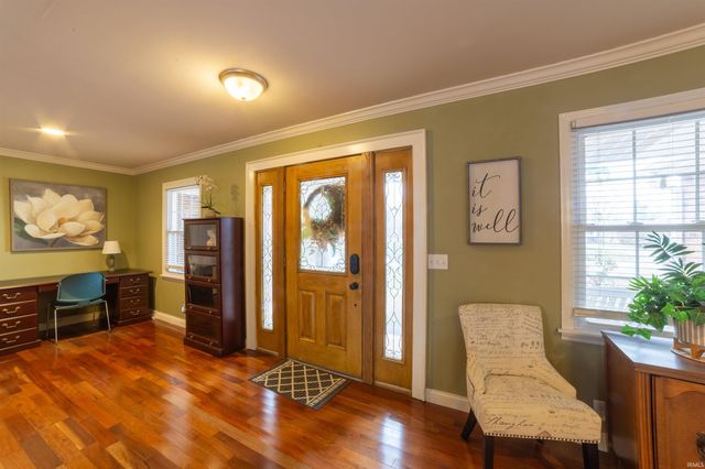 117 Springhaven Drive, Evansville, IN 47710