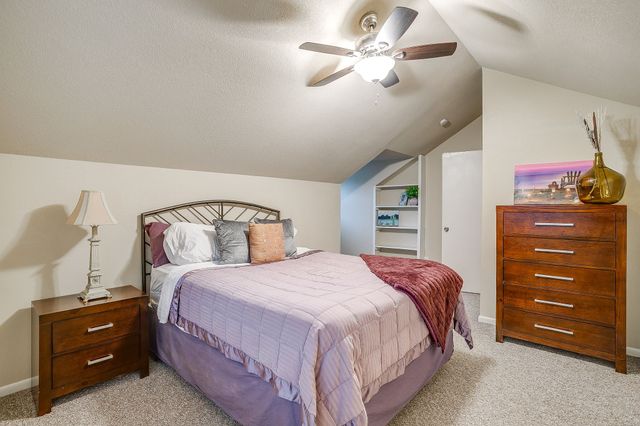 5248 Greene Avenue, Fort Worth, TX 76133