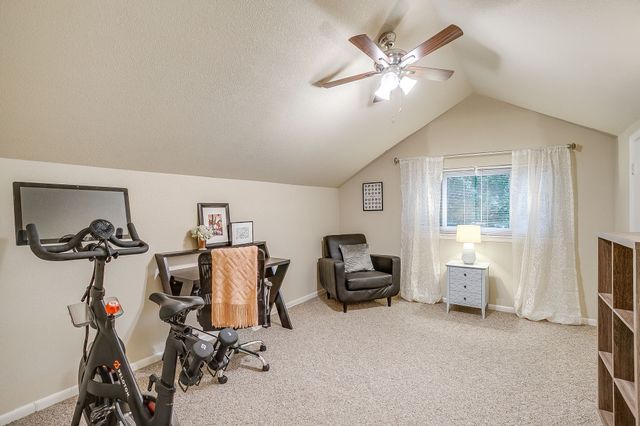 5248 Greene Avenue, Fort Worth, TX 76133