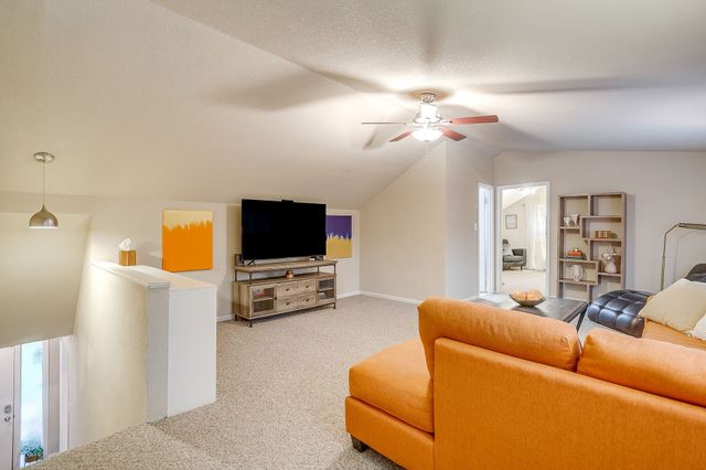 5248 Greene Avenue, Fort Worth, TX 76133