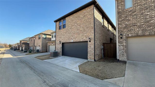 884 Deer Run Road, Flower Mound, TX 75028
