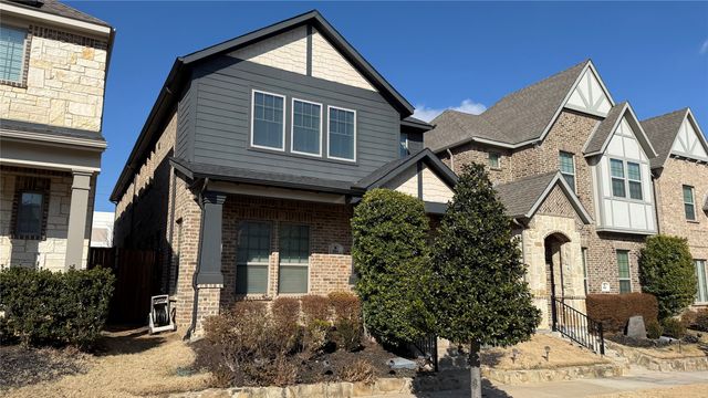 884 Deer Run Road, Flower Mound, TX 75028