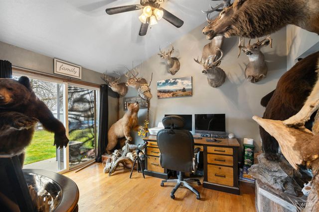 1310 S Cotterell Way, Boise, ID 83709