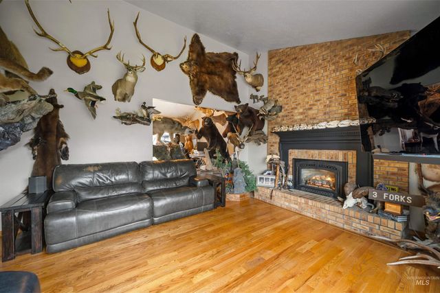 1310 S Cotterell Way, Boise, ID 83709