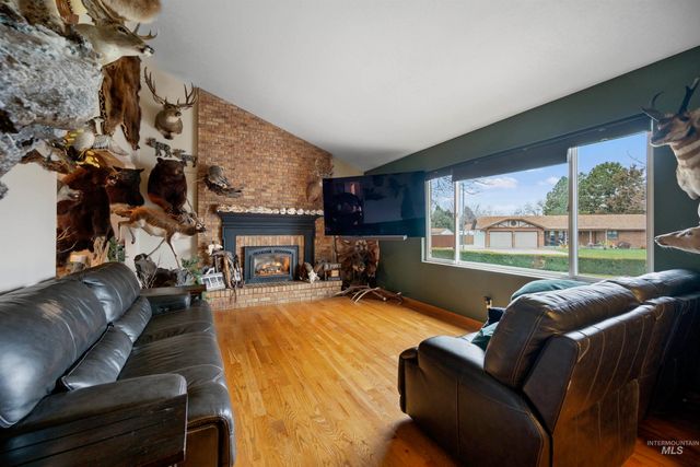 1310 S Cotterell Way, Boise, ID 83709