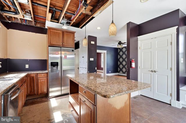 19 MT VERNON AVE, Pitman, NJ 08071
