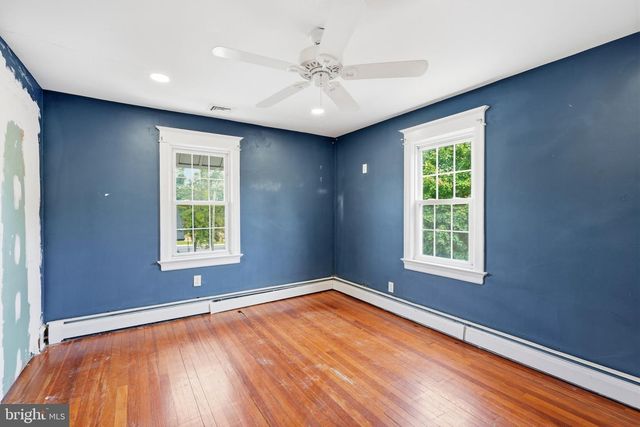 19 MT VERNON AVE, Pitman, NJ 08071