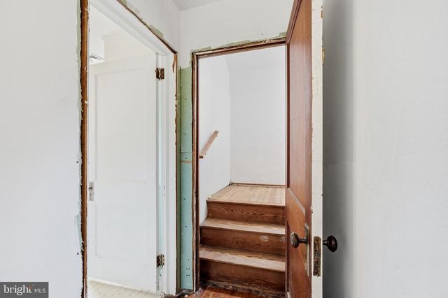 19 MT VERNON AVE, Pitman, NJ 08071