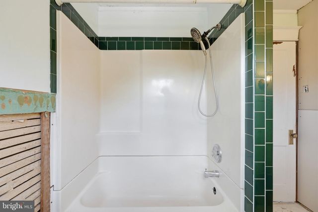 19 MT VERNON AVE, Pitman, NJ 08071